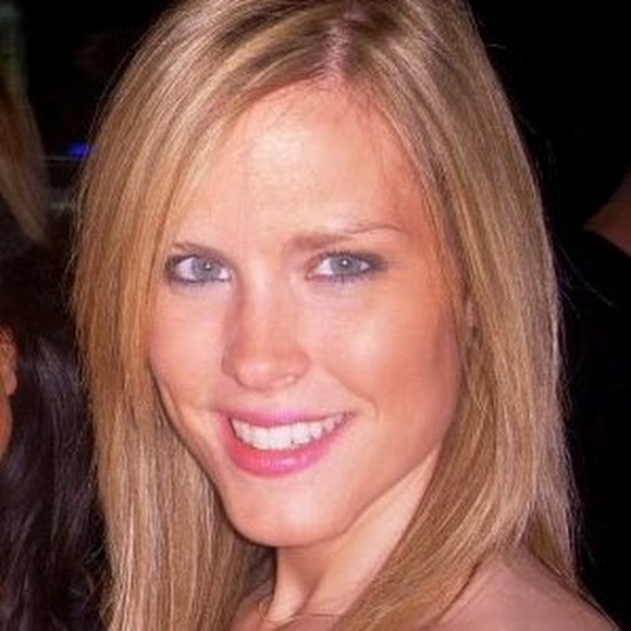 Meet your Posher, Amanda - Picture 1 of 1